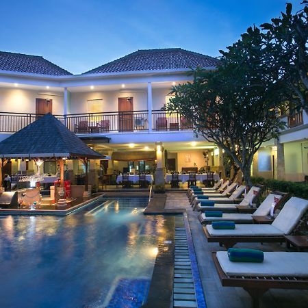 Hotel The Niche Bali Legian Exterior foto