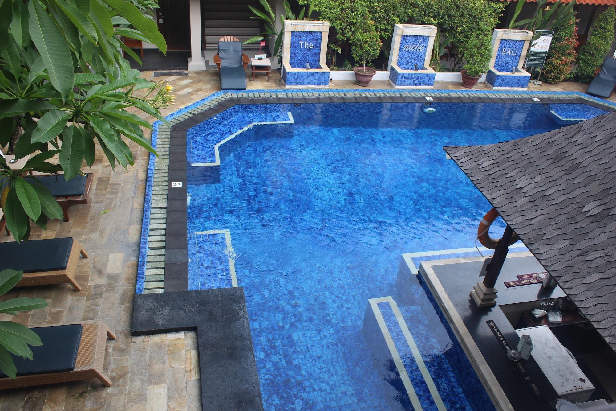 Hotel The Niche Bali Legian Exterior foto